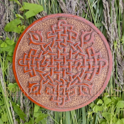 Керамическая тарелка "Обережный крест" красная купить на подарок Киев