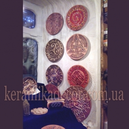 Красивое керамическое панно-диcк золотой "Бог Сварог" купить на подарок в дом, в офис, на террасу