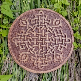 Декоративна тарілка-диск "Обережний хрест" d24  ангоб