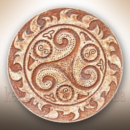 Декоративна тарілка "Триглав" d30 ангоб